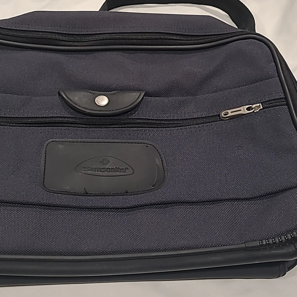 VINTAGE SANSONITE BLUE TRAVEL LAPTOP SHOULDER BAG